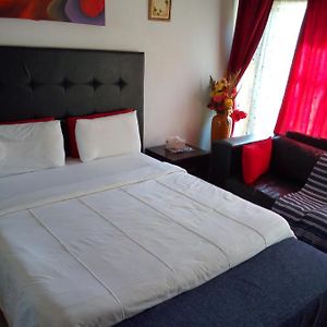 Deluxe Double Room Bath